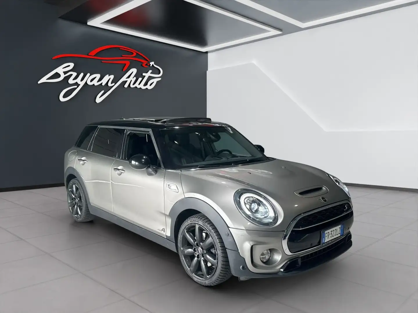 MINI Cooper SD Clubman 2.0 Hype all4 auto - 2