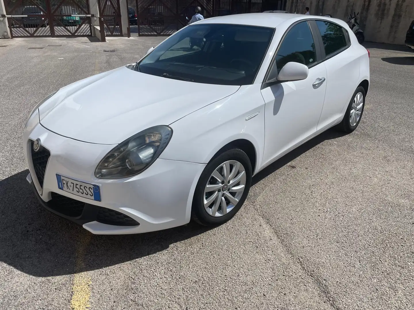 Alfa Romeo Giulietta 1.6 jtdm 120cv - 1