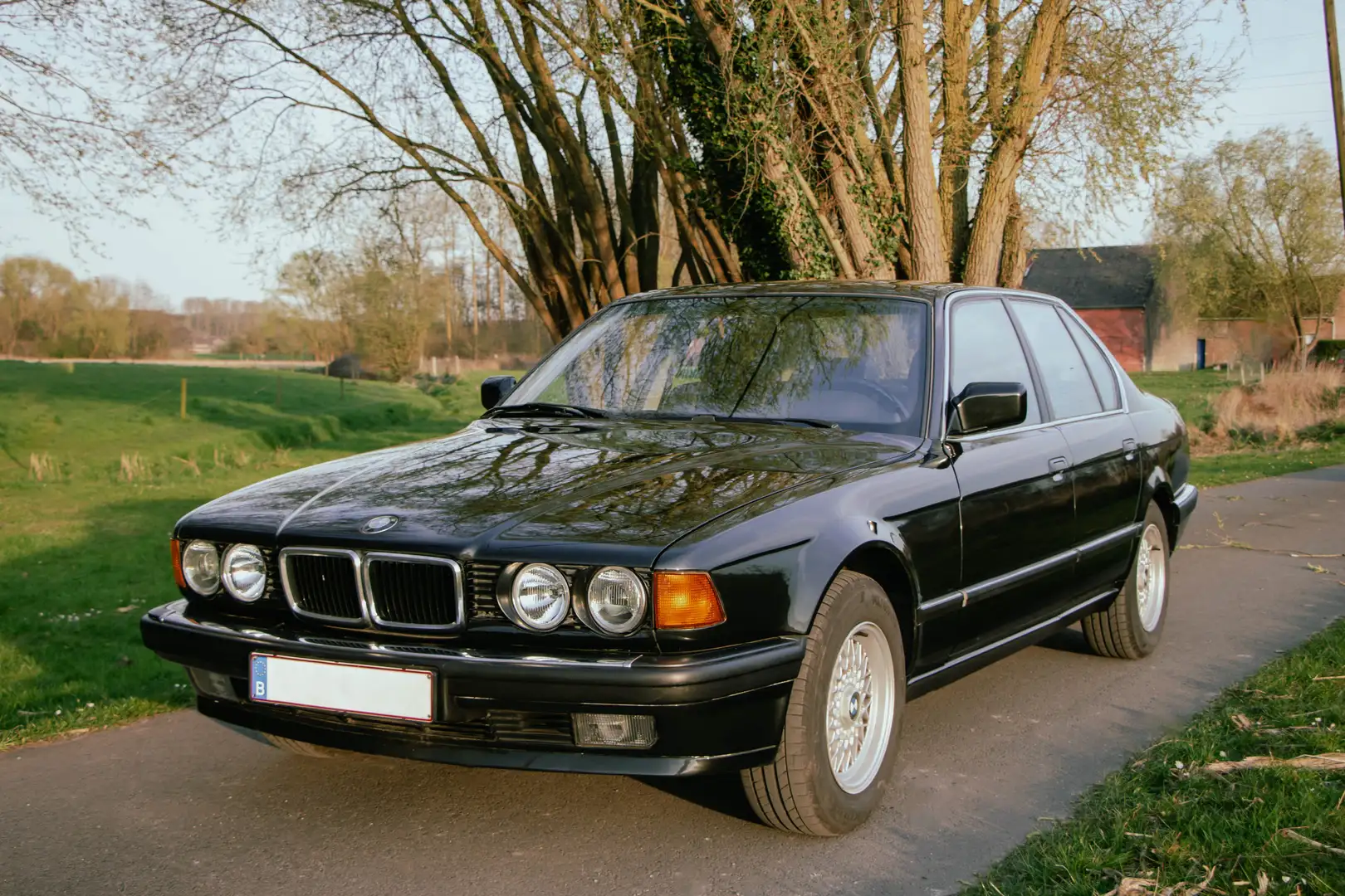 BMW 730 V8  (E32) Fekete - 2