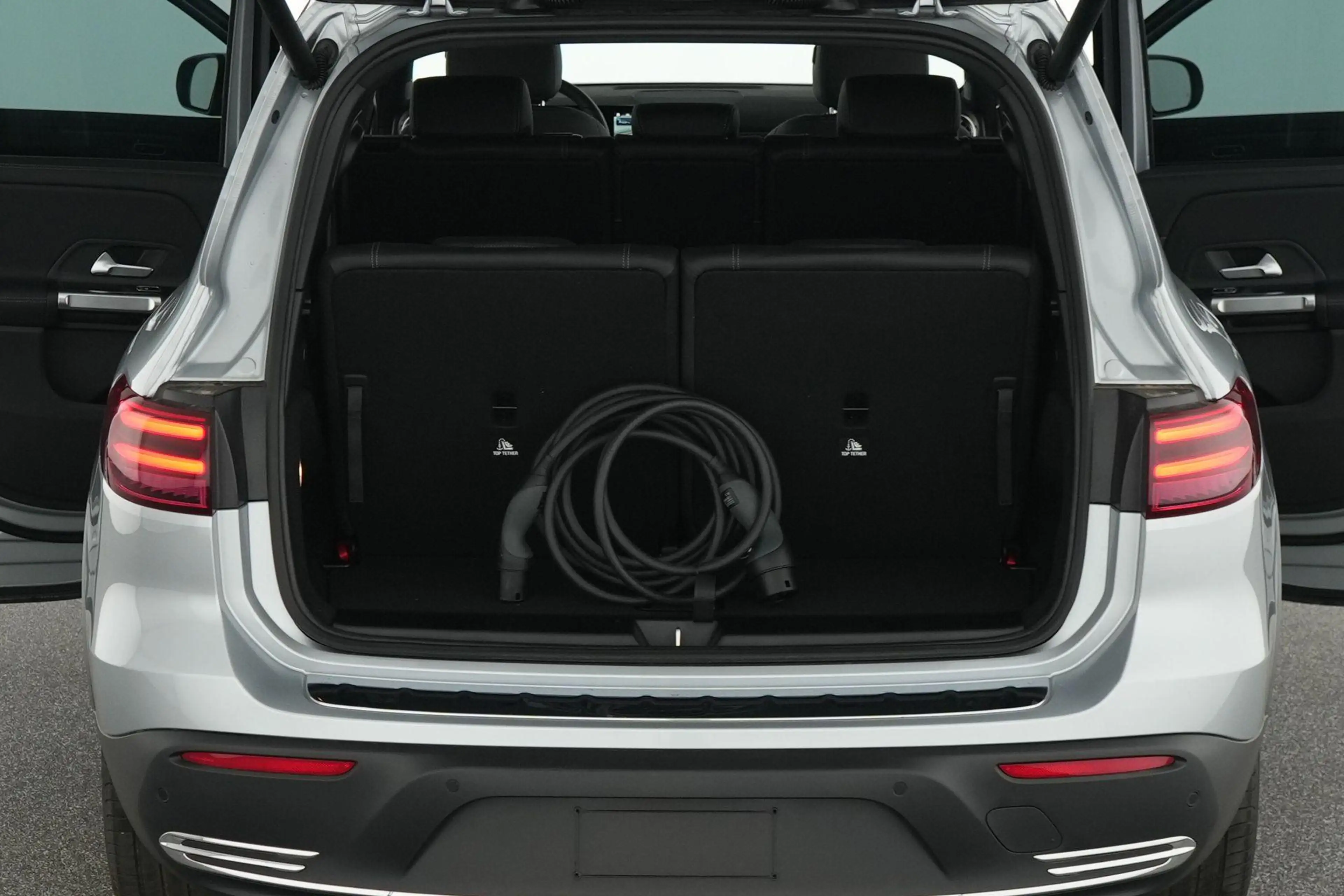 Mercedes-Benz EQB 250 250+ Business Line 7 Places — photo 17