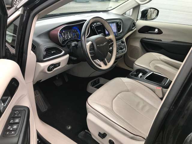 Chrysler Pacifica Limited 3.6L V6* AHK*DVD*Pano*Temp*TWA