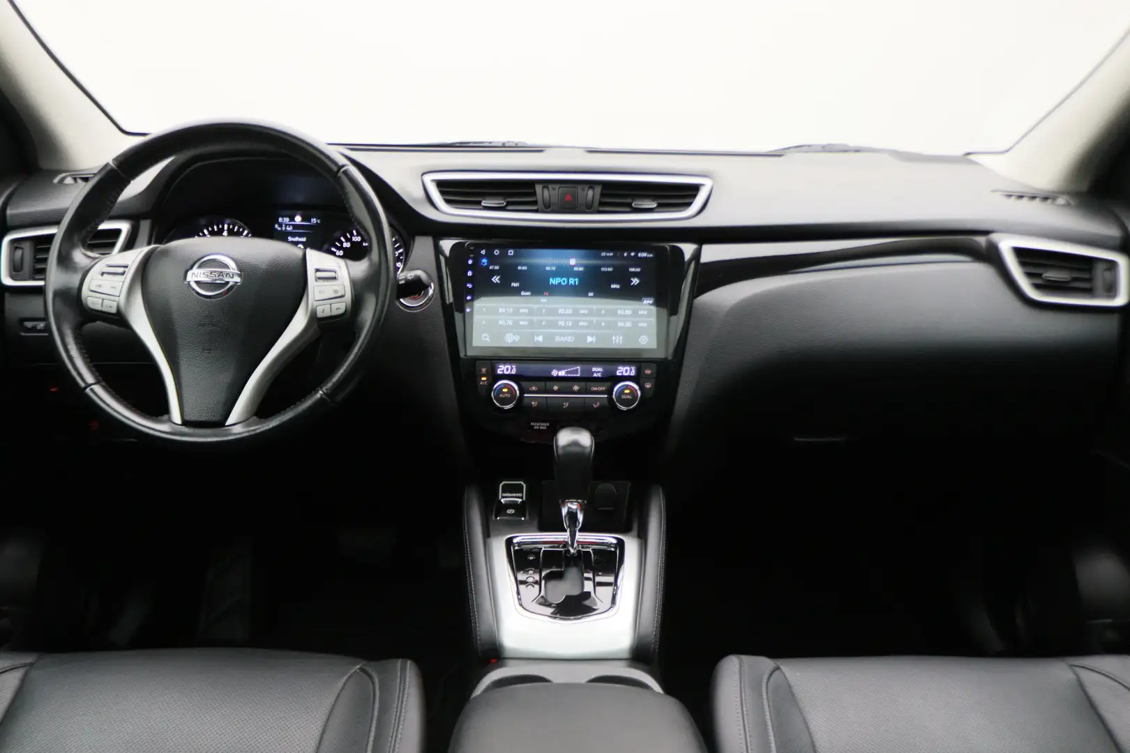 Nissan Qashqai 1.2 N-Connecta Leer, 360° Camera, Panoramadak, Ver Blanco - 2