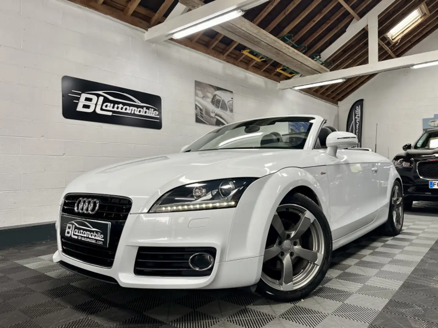 Audi TT 2.0 TFSI 211CH S LINE Blanc - 1