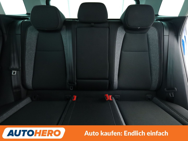Skoda Karoq 1.5 TSI ACT Drive 125 Aut.*NAVI*LED*ACC* — photo 15