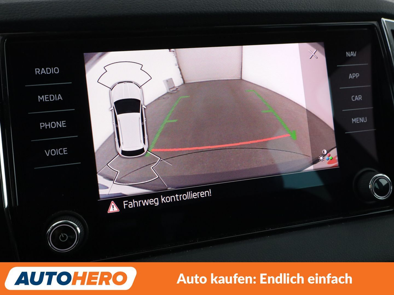 Skoda Karoq 1.5 TSI ACT Drive 125 Aut.*NAVI*LED*ACC* — photo 23