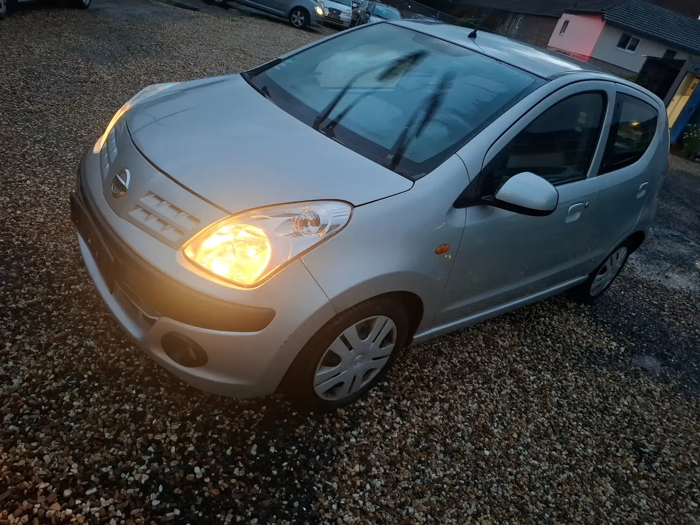 Nissan Pixo Pixo 1.0, Klima Grün - 1