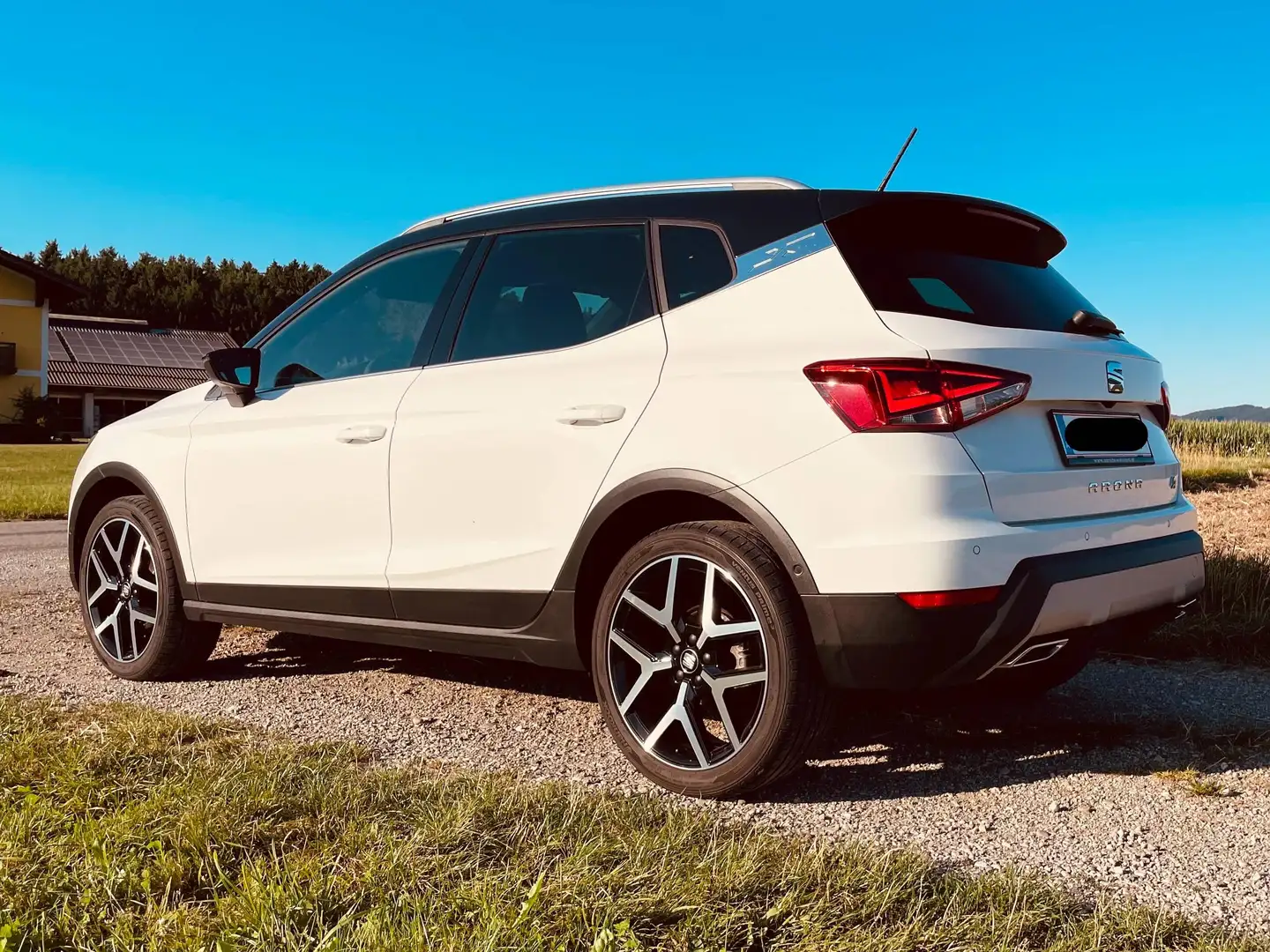SEAT Arona Arona 1,0 Eco TSI FR Austria Weiß - 2