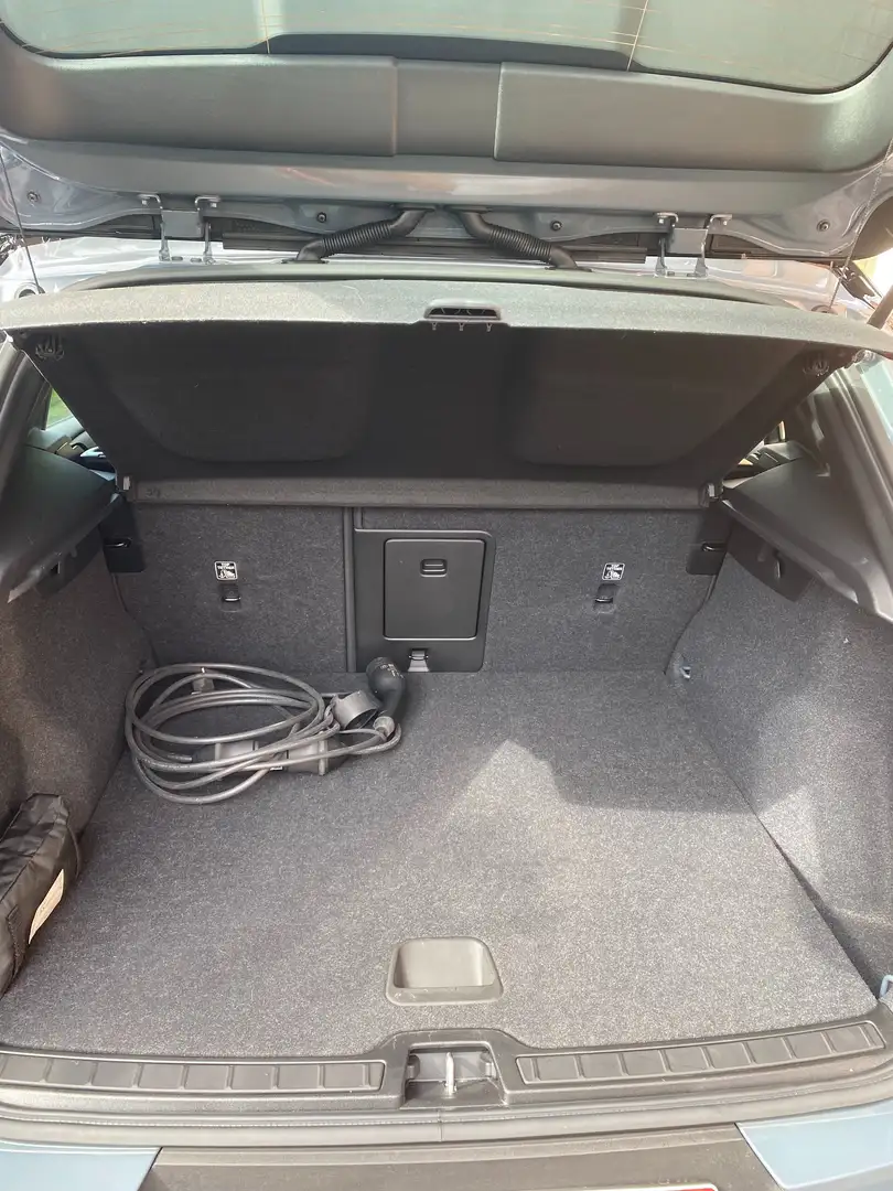Volvo XC40 XC40 Recharge Core Gris - 2