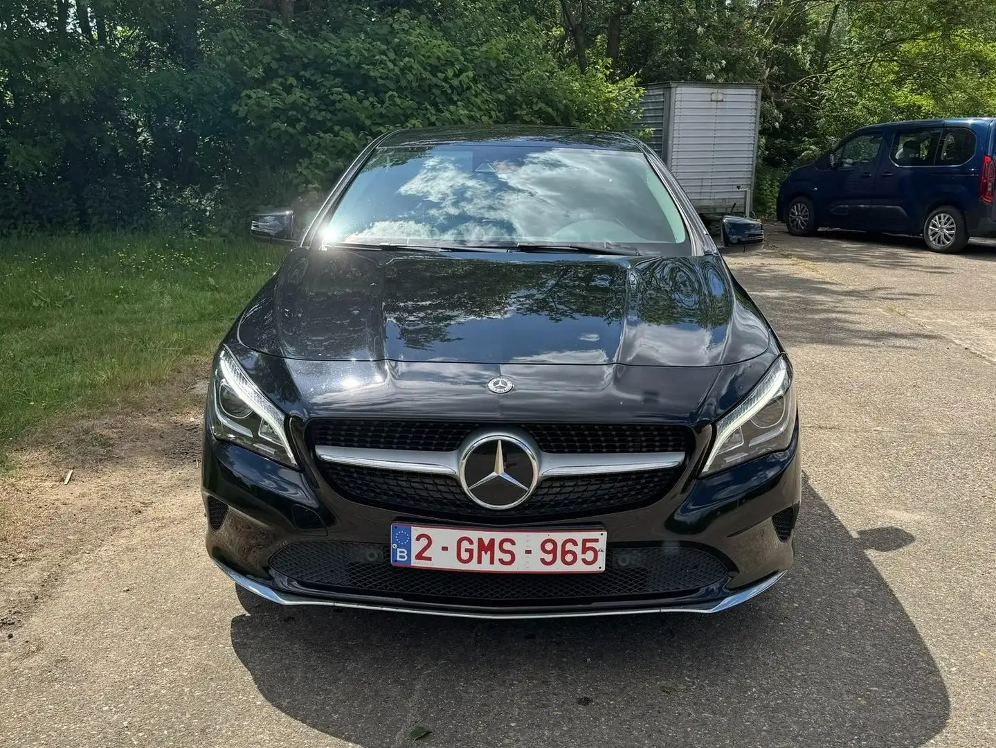 Mercedes-Benz 180 Noir - 1