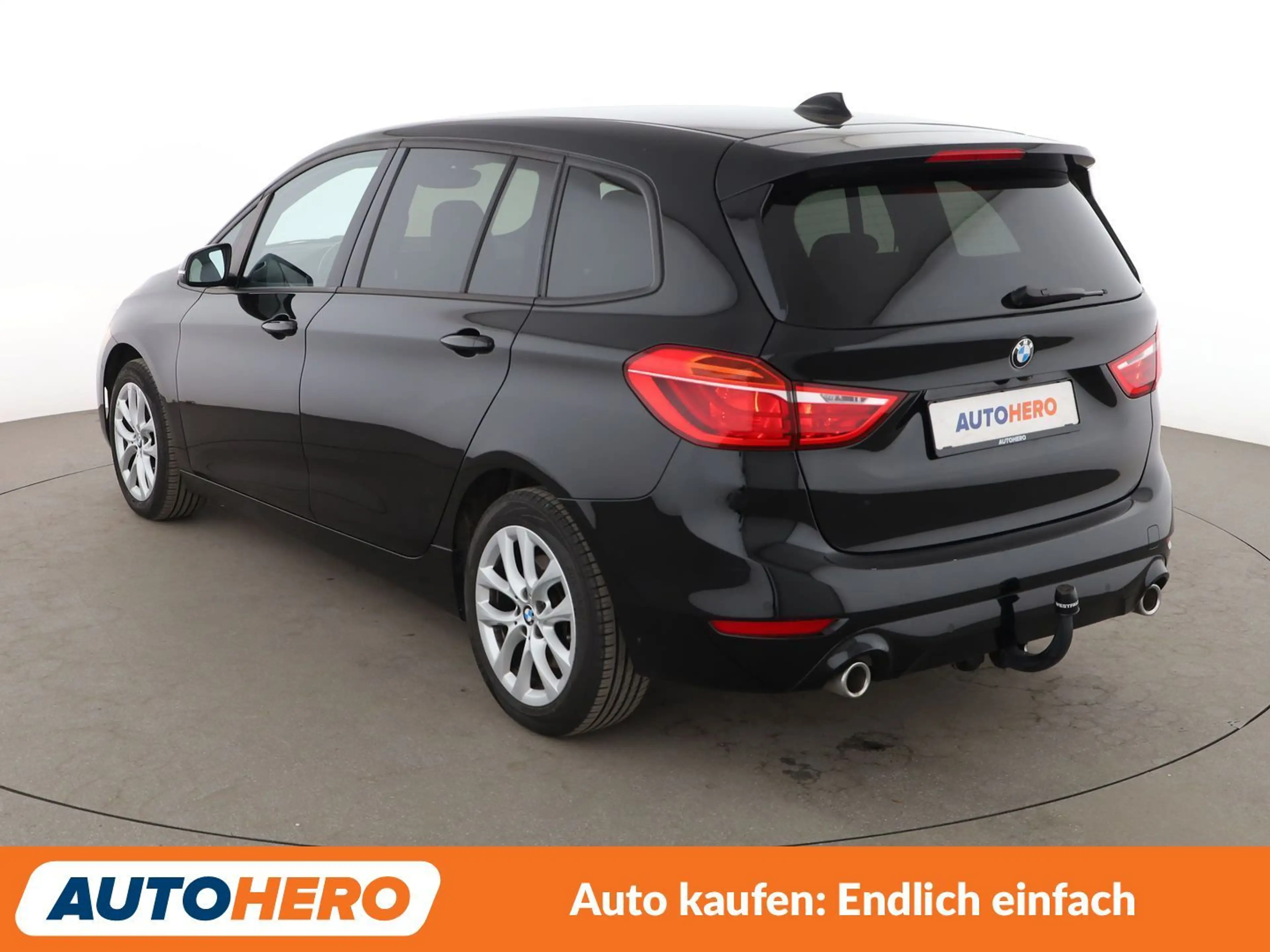 BMW 220 220d Gran Tourer Aut.*NAVI*ACC*CAM*PDC*SHZ* — photo 4