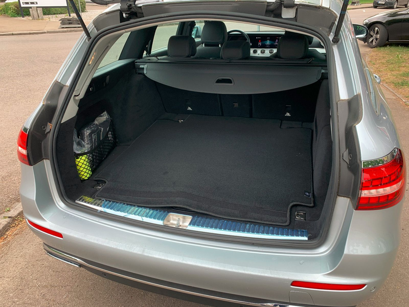 Mercedes-Benz E 220 T d*Avantgarde*MBUX*Kamera* — photo 6