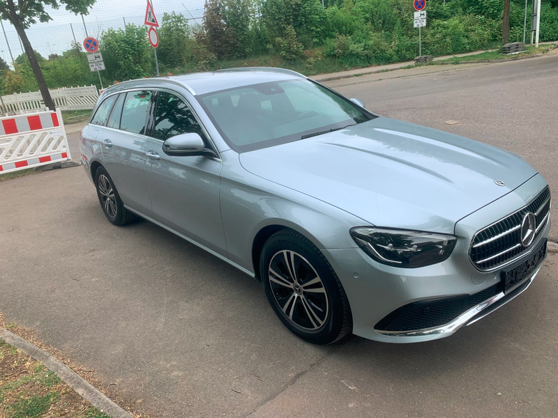 Mercedes-Benz E 220 T d*Avantgarde*MBUX*Kamera*