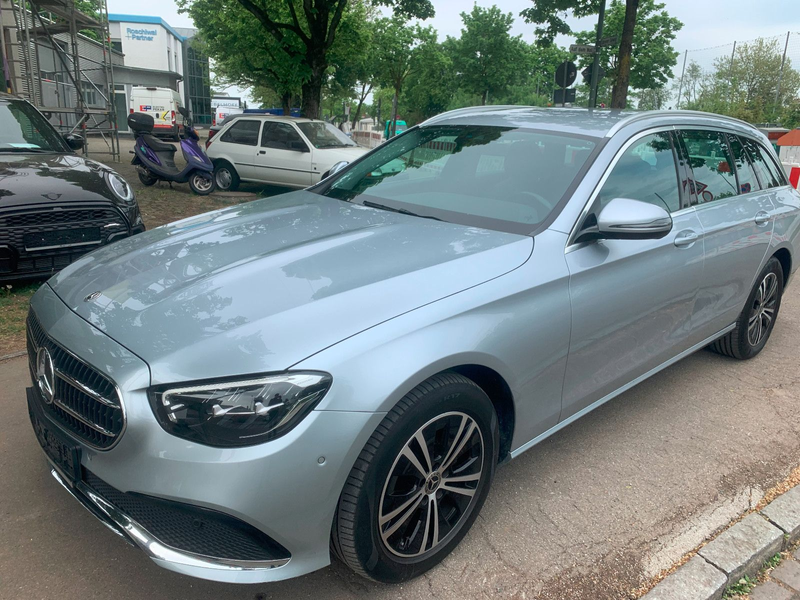 Mercedes-Benz E 220 T d*Avantgarde*MBUX*Kamera* — photo 2