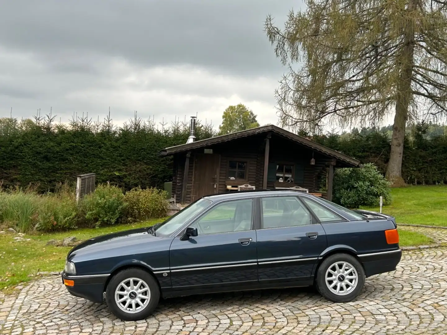 Audi 90 2,2 5Zylinder Limousine, H/Kennzeichen,129tkm Blau - 2