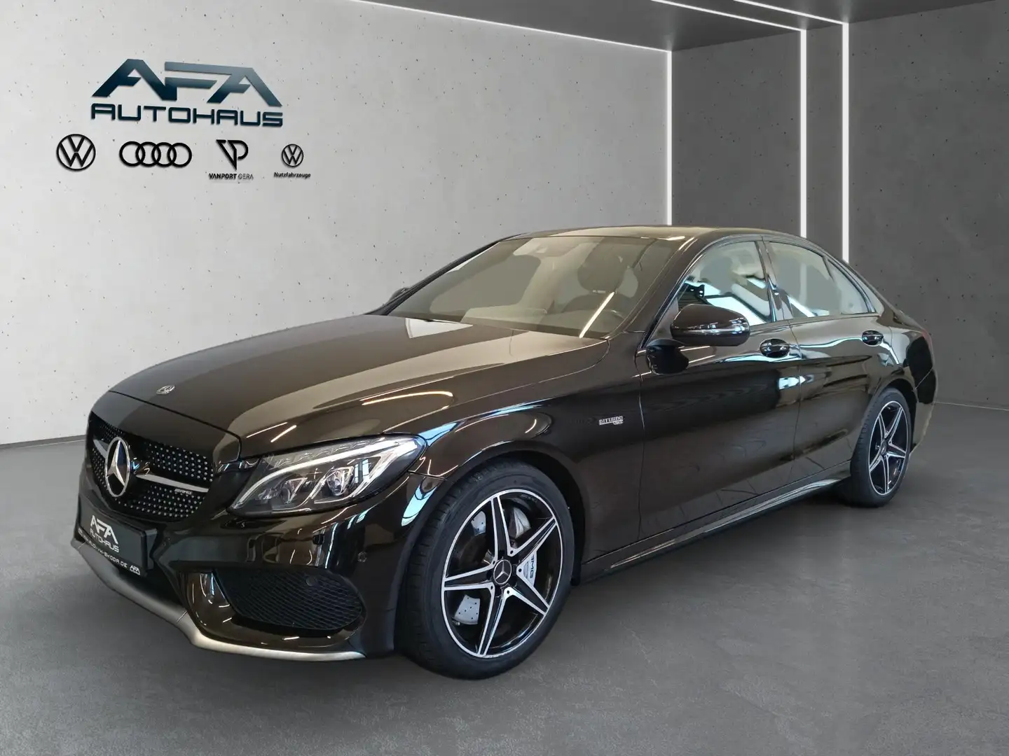 Mercedes-Benz C 43 AMG 4Matic Aut. Int. LED*COMAND Navi*RFK Zwart - 2