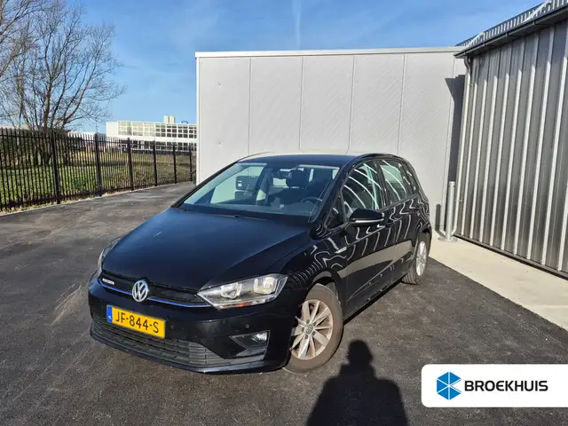 Volkswagen Golf Sportsvan 1.0 TSI Trendline 115PK | Climate control | Parkee
