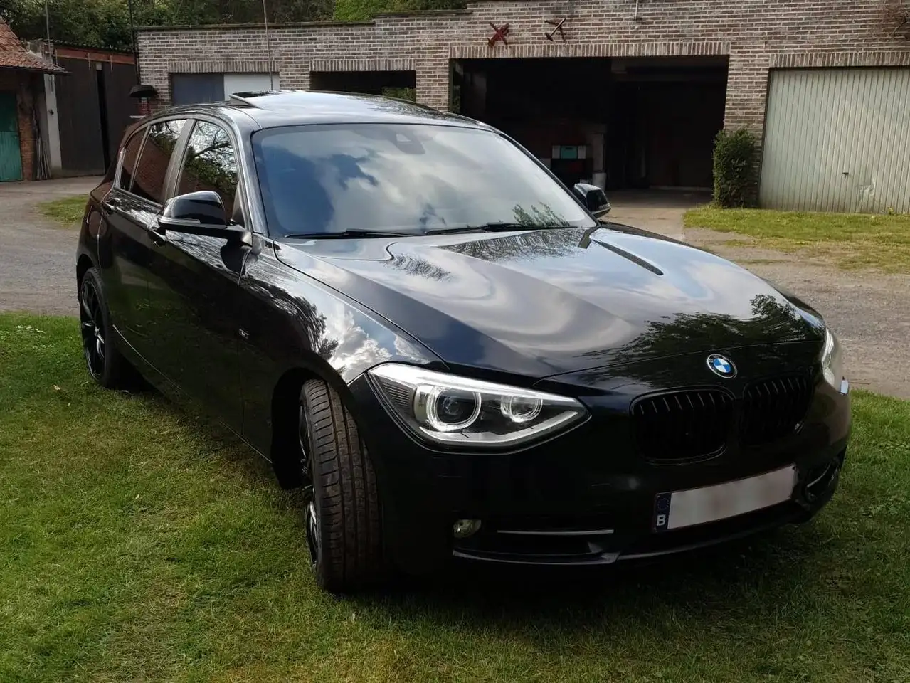 BMW 120 Sport Line — photo 1 of 12