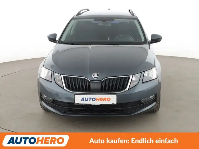Skoda Octavia view 9