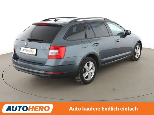 Skoda Octavia view 6