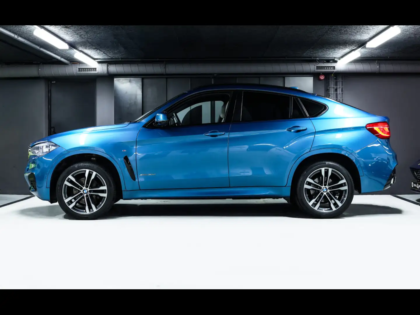 BMW X6 XDRIVE 30D°M SPORT°SERVICE PACK 11/2028°CARBON Bleu - 2