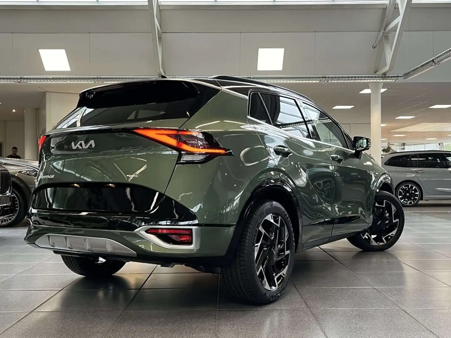 Kia Sportage 1.6 T-GDI DCT GT-LINE+AWD+360°KAMERA+PANO Schwarz - 2