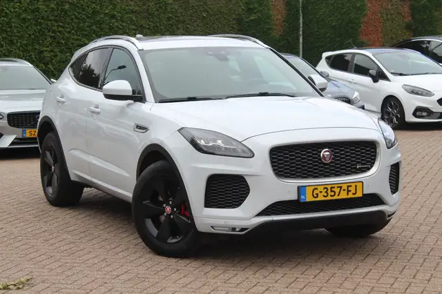 Jaguar E-Pace 2.0 P250 AWD SE / Panoramadak / Camera / Head-up /
