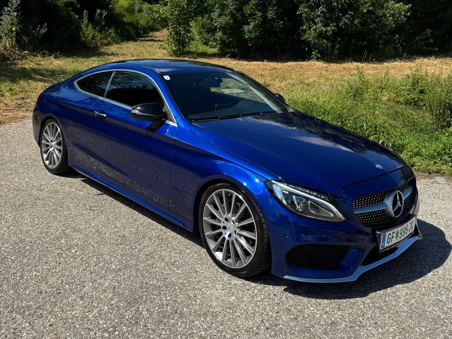 Mercedes-Benz C 220 C 220 d Coupe Aut. Blau - 2