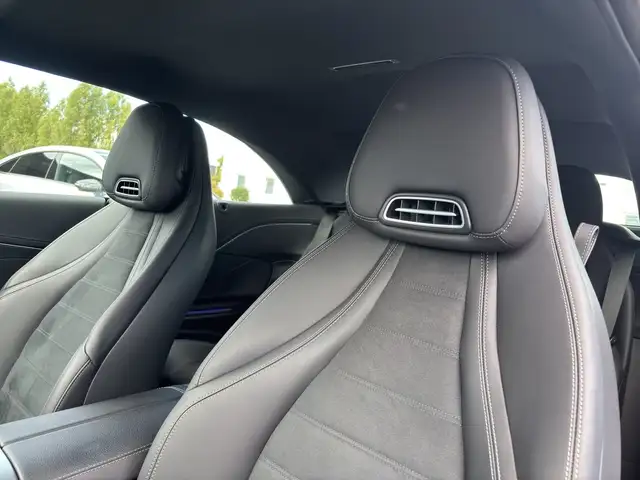 Mercedes-Benz Cle view 11