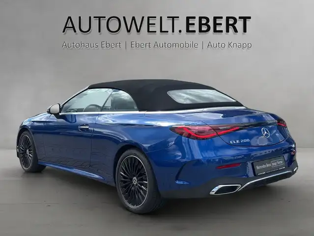 Mercedes-Benz Cle view 3