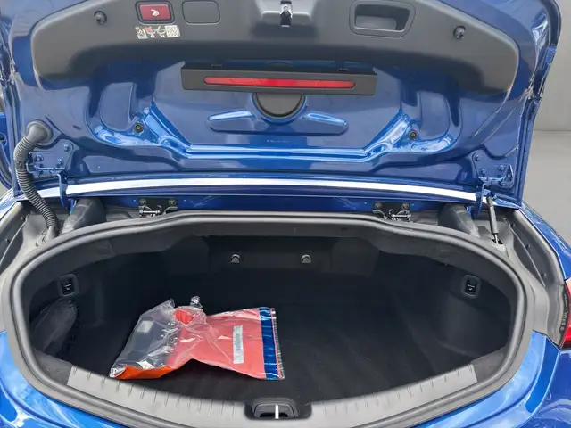 Mercedes-Benz Cle view 7