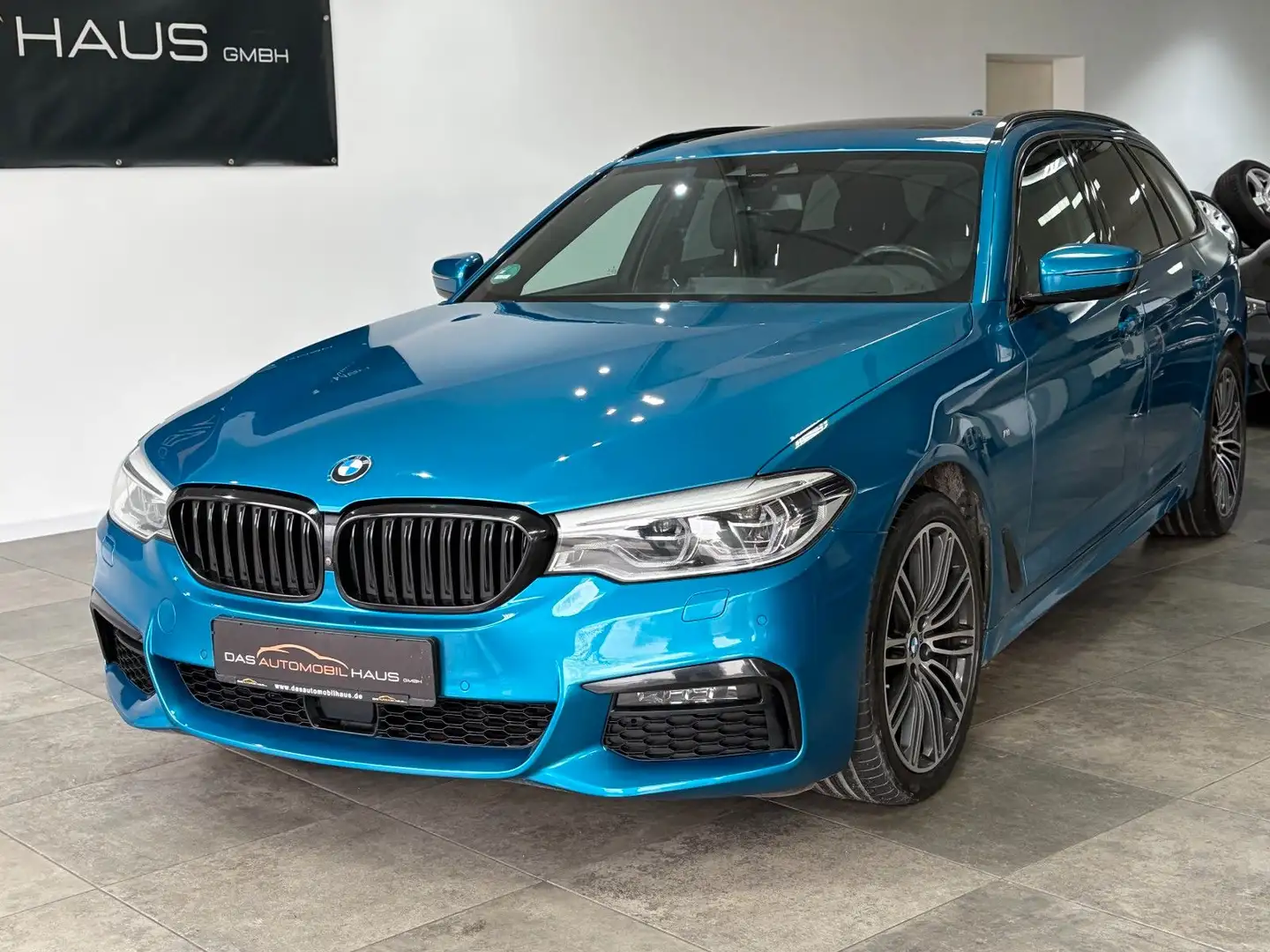 BMW 540 d Touring xDrive M-Sport *STANDHZG*H/K*PANO* Blauw - 1