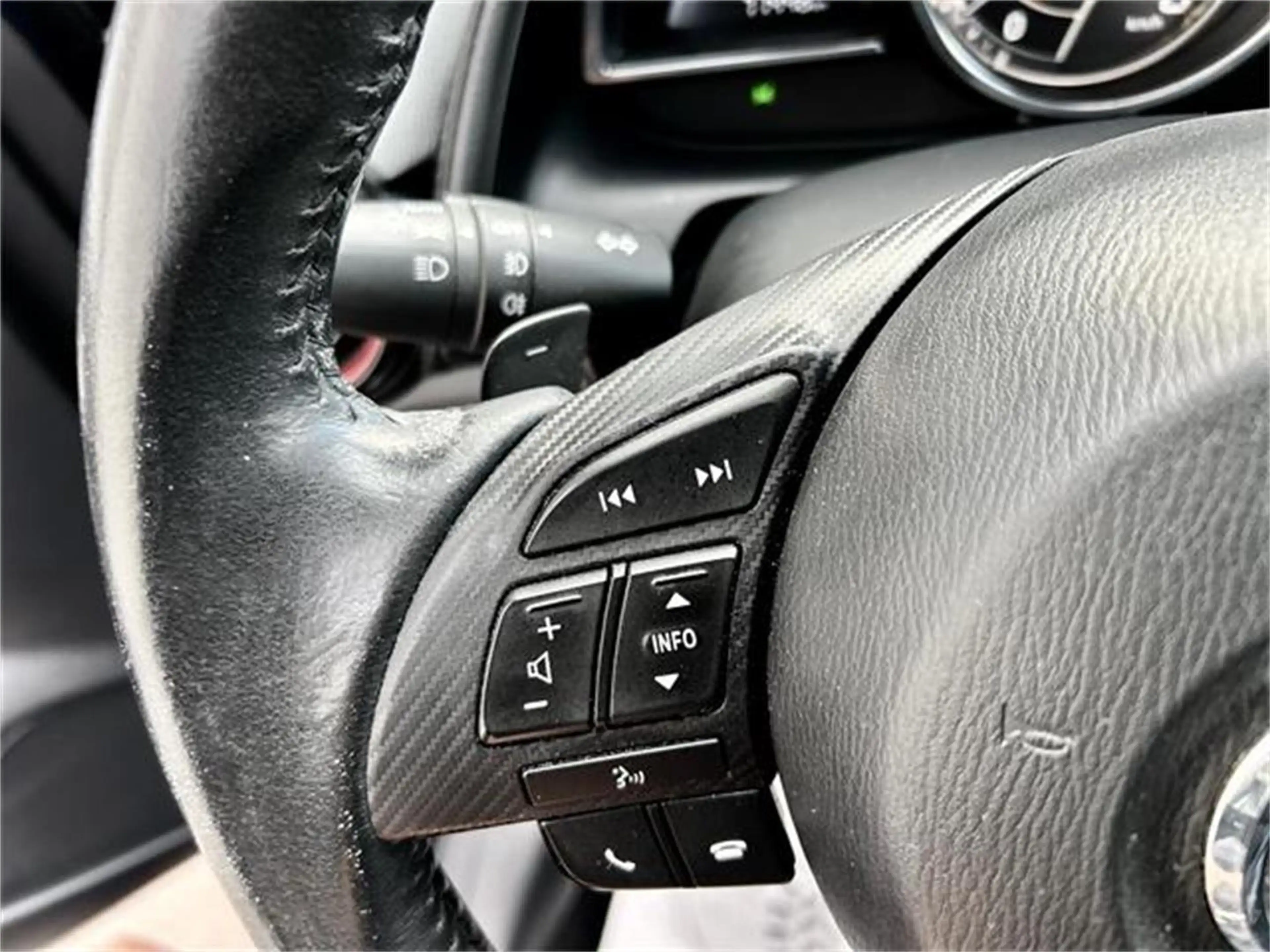Mazda CX-3 G120 Revolution Aut. Automatik mit Navigation — photo 10