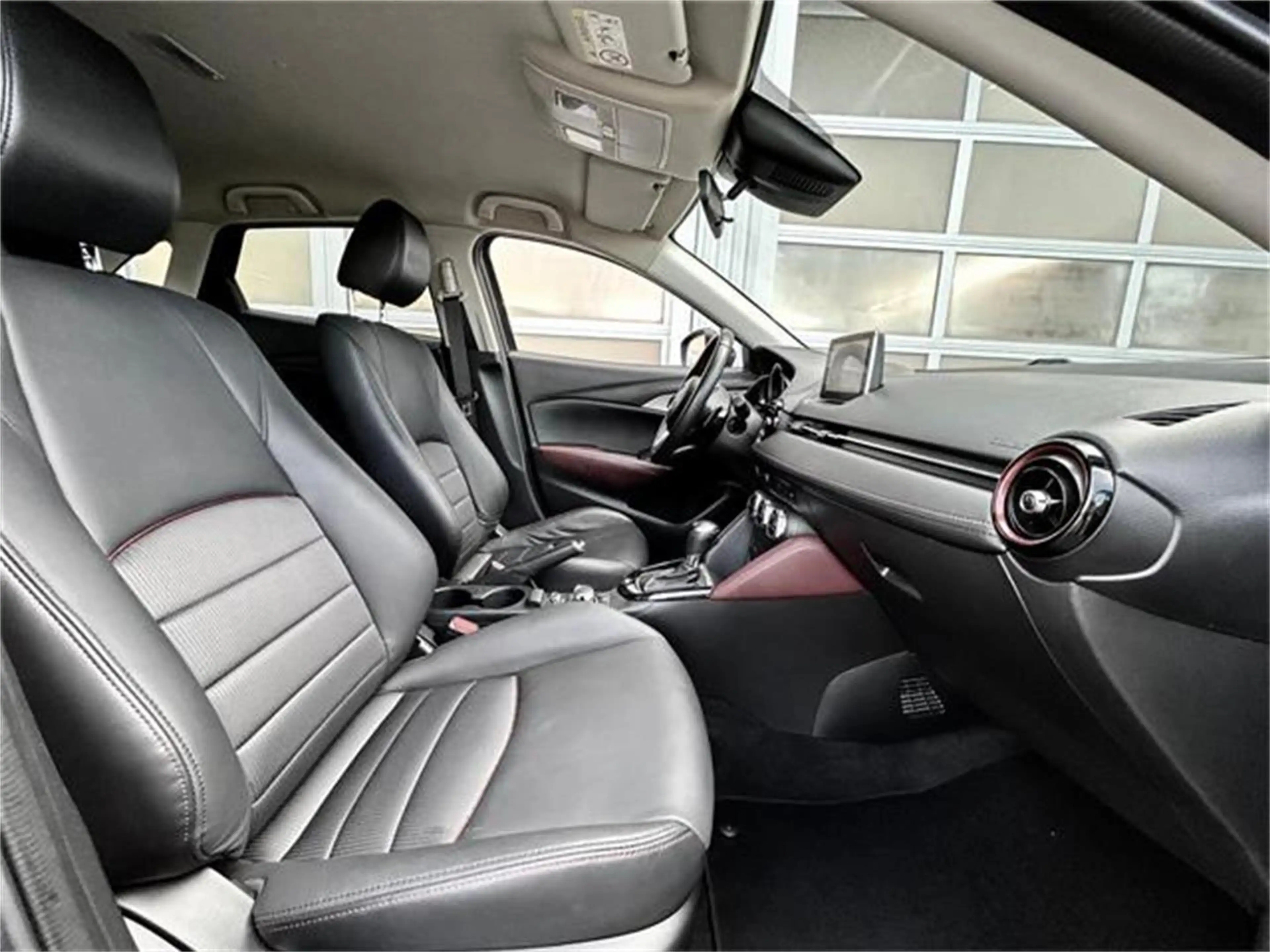 Mazda CX-3 G120 Revolution Aut. Automatik mit Navigation — photo 9