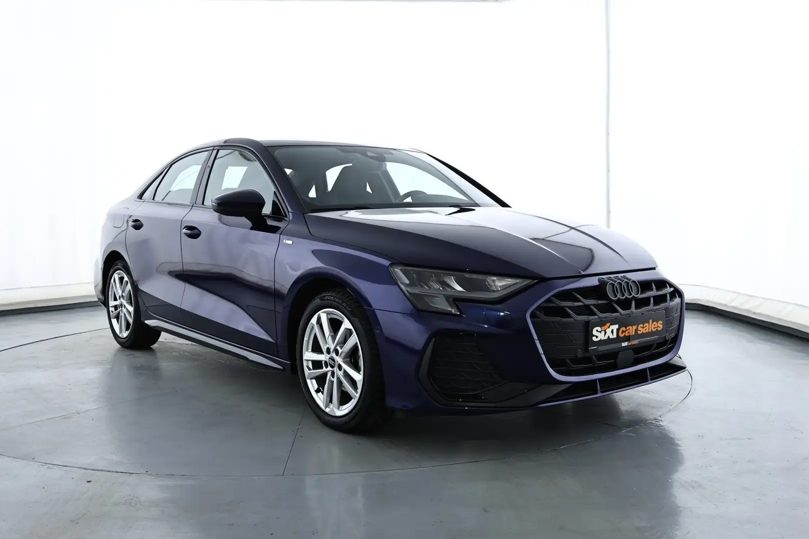 Audi A3 Lim 30 TFSI S line ACC*NAV*ParkAs*RFK*SHZ*LED Blau - 1