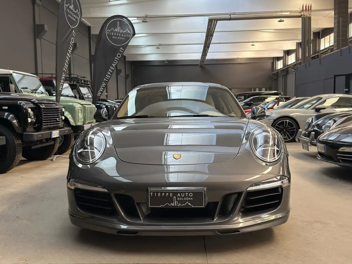 Porsche 911 3.8 Carrera S Coupé Grijs - 2