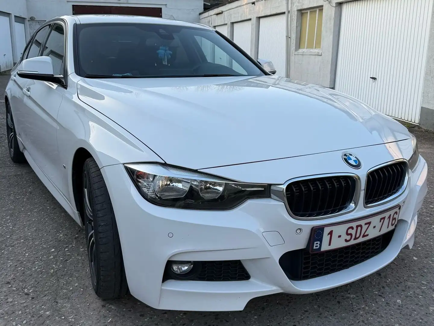 BMW 330 330e iPerformance Wit - 1