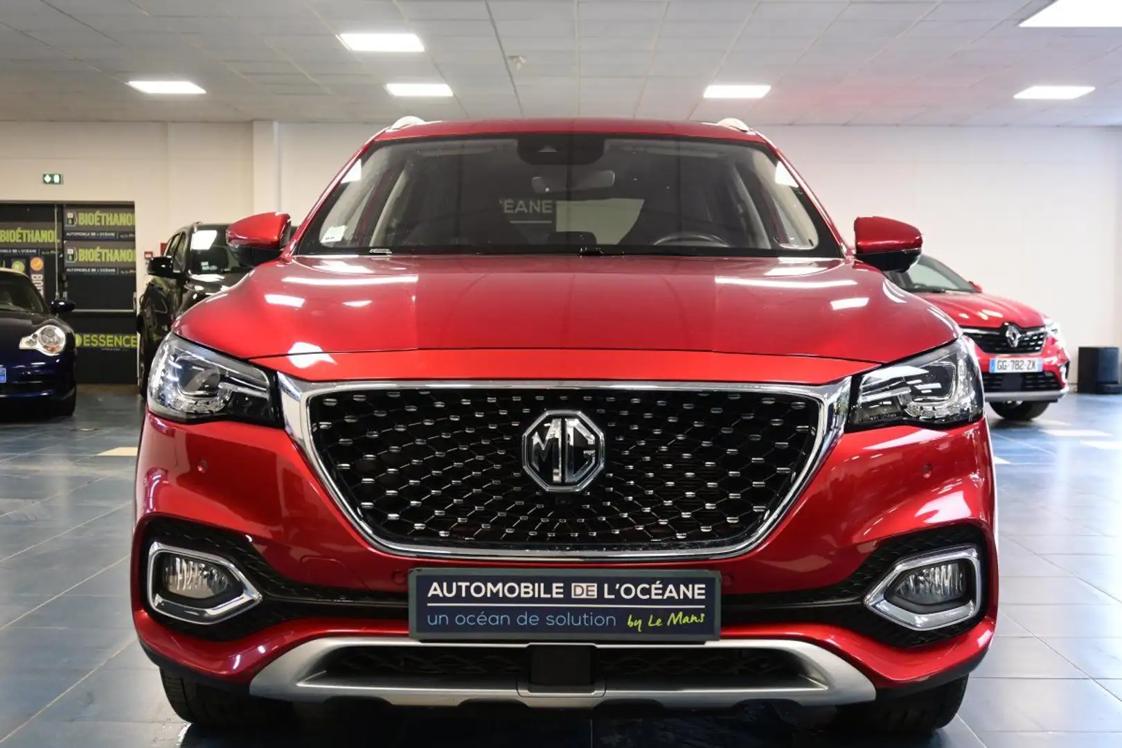 MG EHS 1.5T GDI PHEV Comfort Rouge - 2