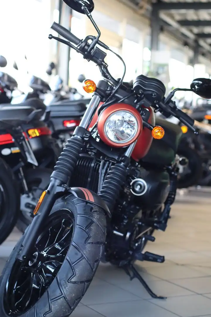 Hyosung GV 125 S Aqulia Black - 1