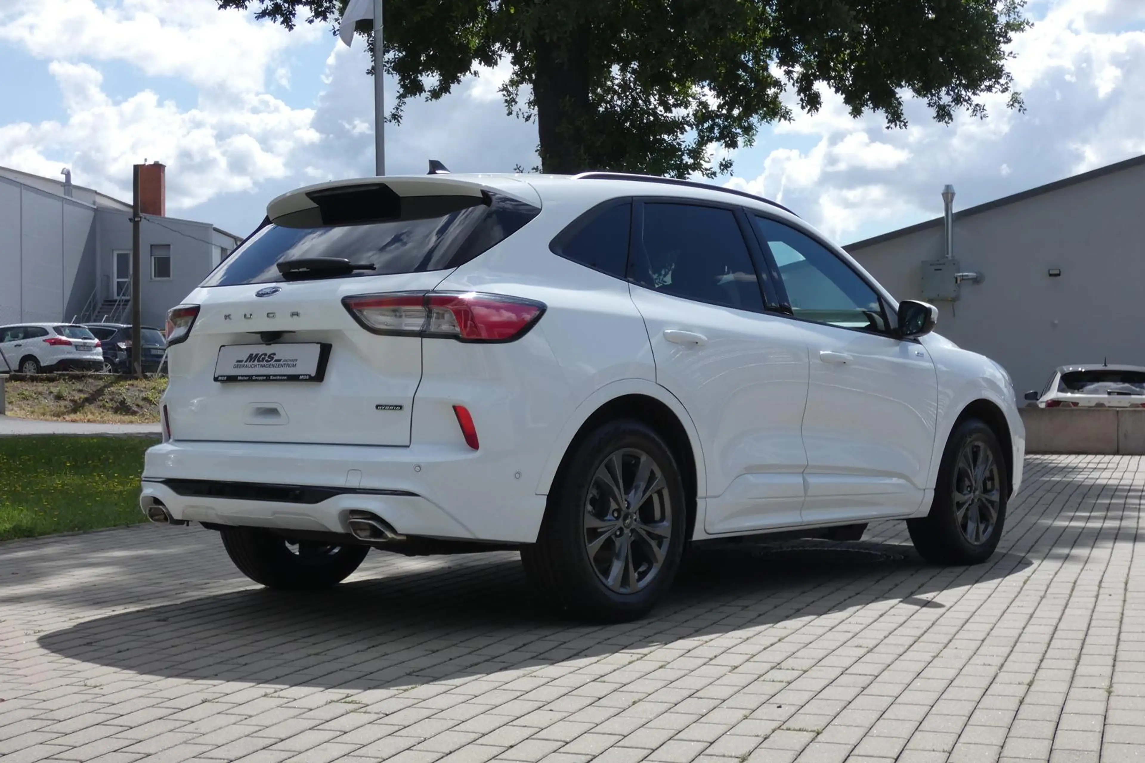 Ford Kuga PHEV ST-Line #NAVI #AHK #CAM #LENKRADHZG — photo 6