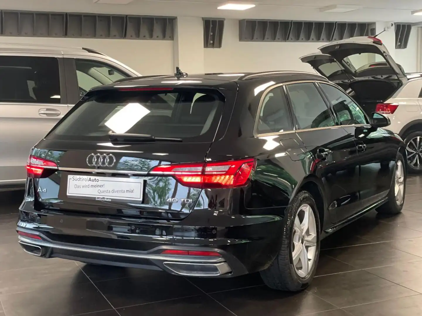 Audi A4 40 TDI S tronic S line edition Negro - 2