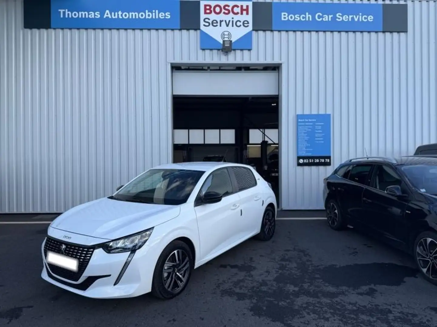 Peugeot 208 1.2 PureTech 100ch S\u0026S Style EAT8 Bianco - 1