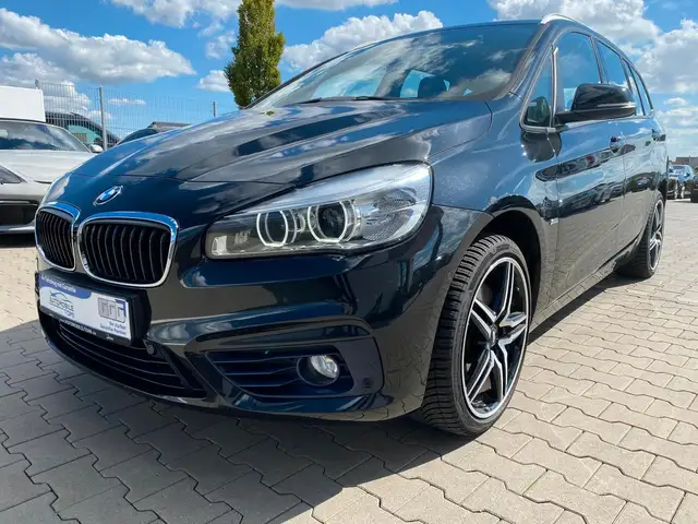 BMW 220 Gran Tourer 220 d xDrive Sport Line|7Sitze