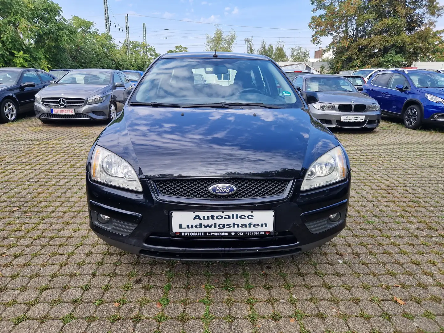 Ford Focus Style Schwarz - 2