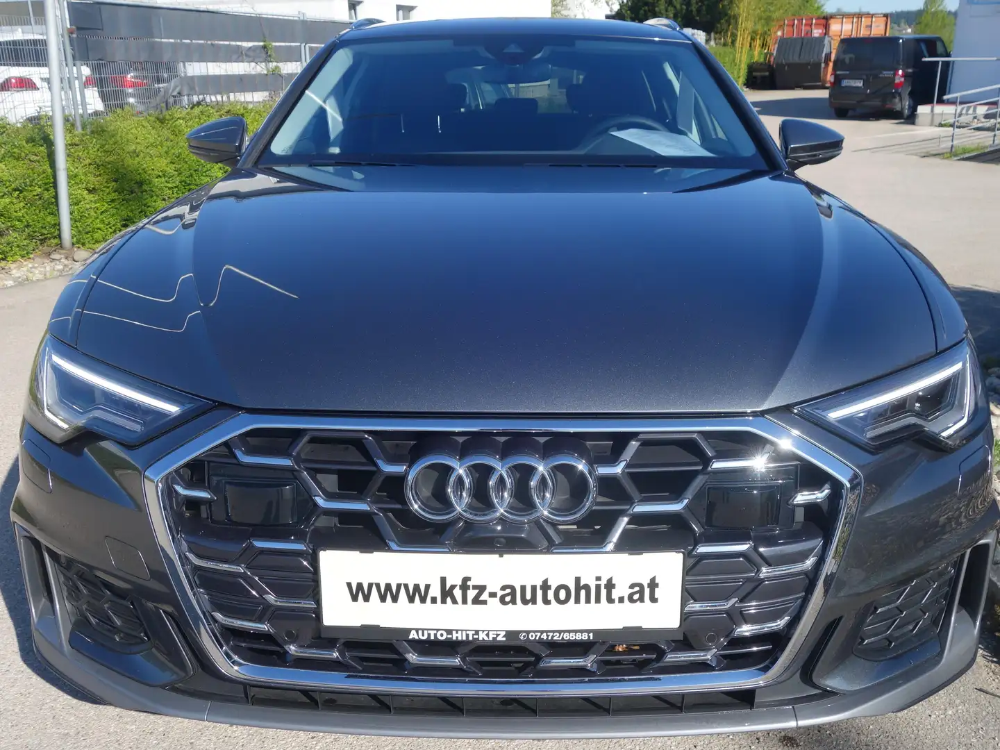 Audi A6 Avant 40 TDI S-line S-tronic ***AHK/leasing*** Grau - 2
