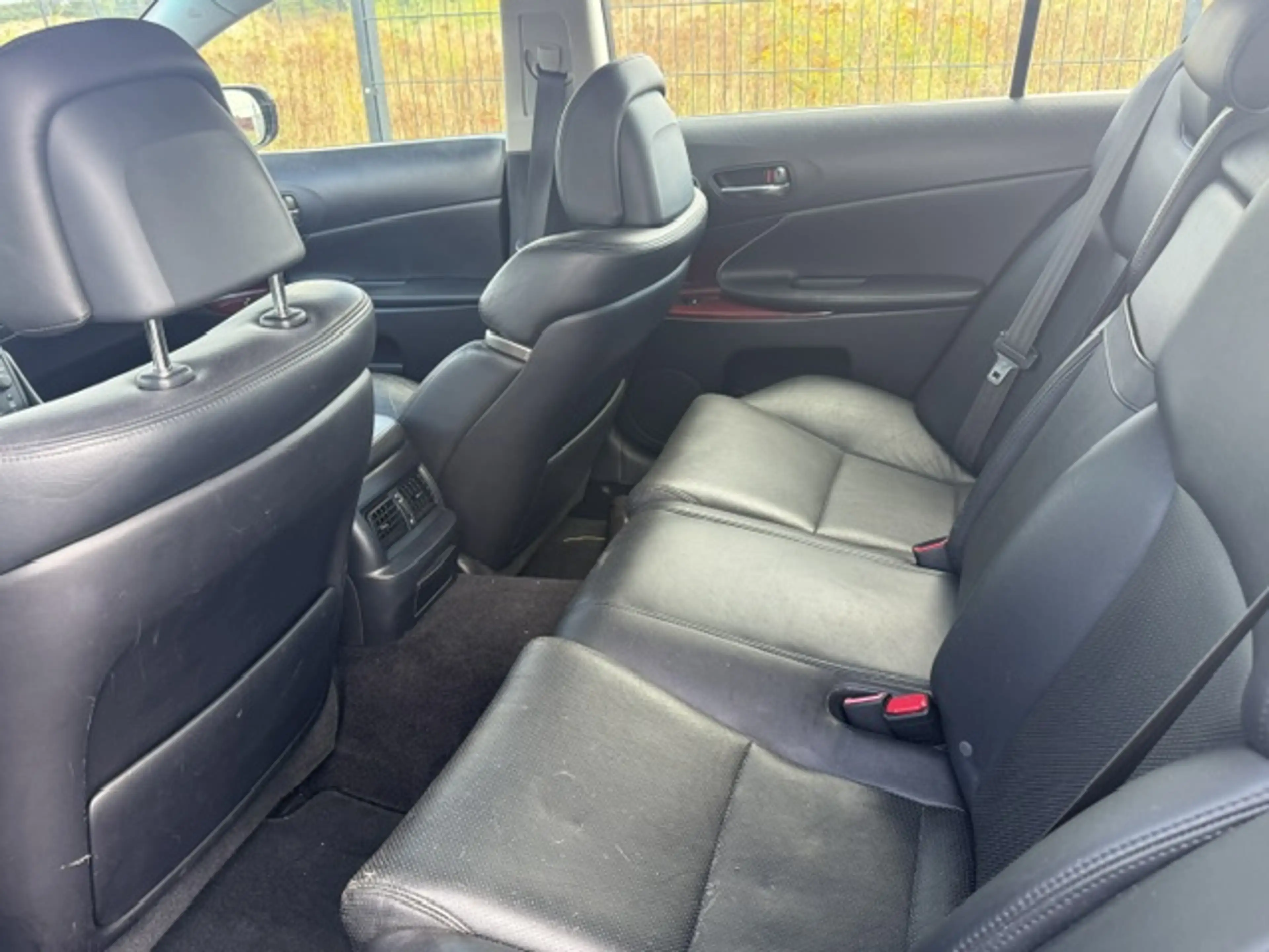 Lexus GS 450h 450 h — photo 15