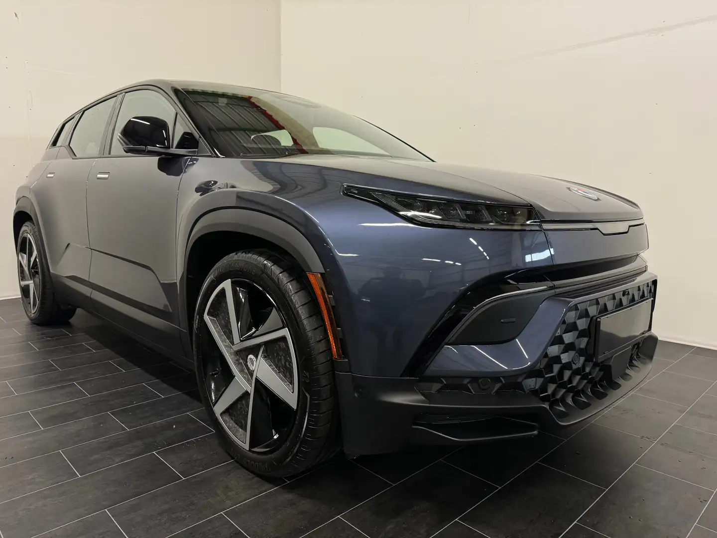 Fisker Ocean 113kWh Akku - AHK - LED **Netto 18.300 Euro** Grau - 2