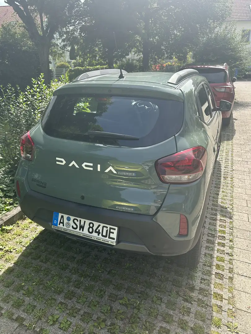 Dacia Spring Essential - 2