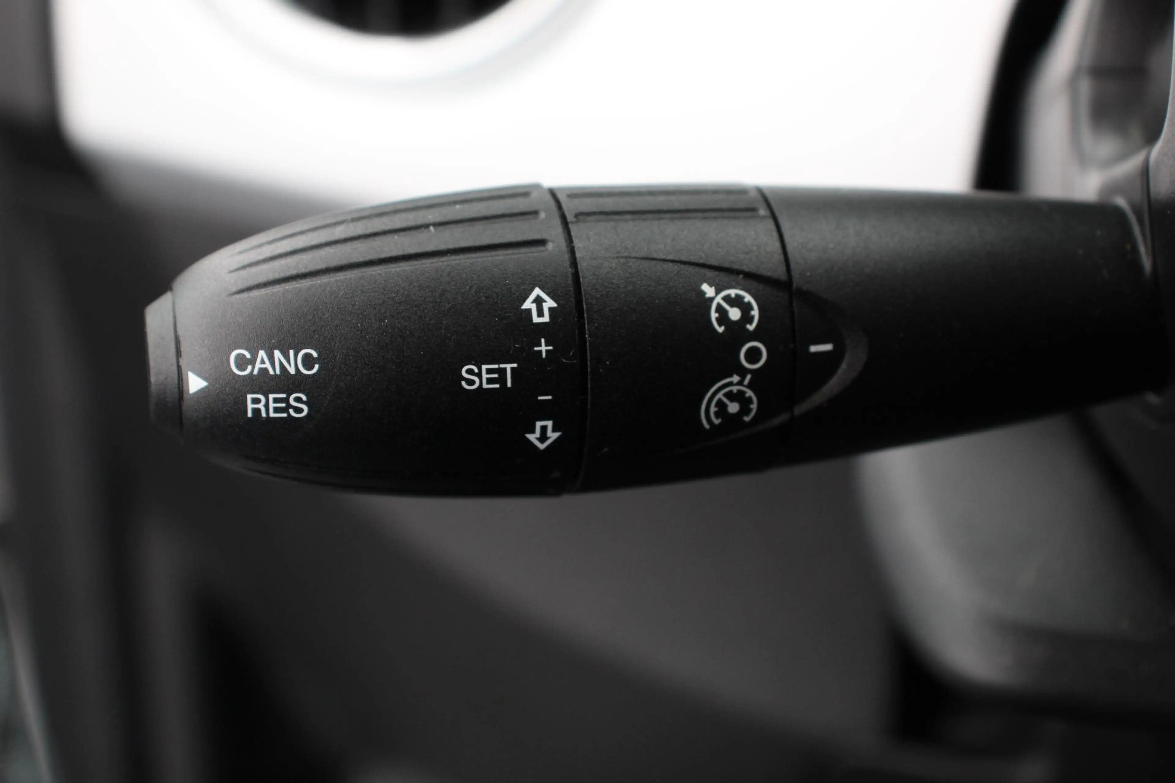 Fiat 500 1.0 69pk Hybrid Connect Navigatie Apple Carplay/An — photo 12