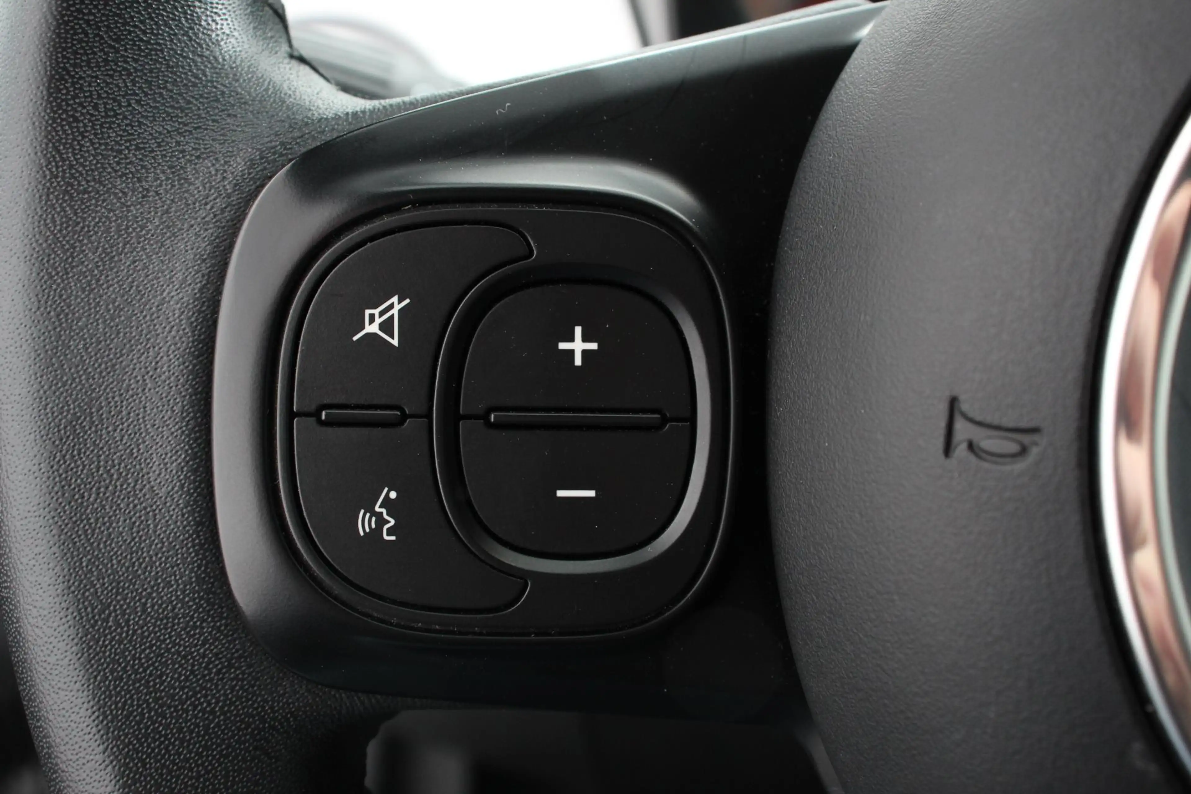 Fiat 500 1.0 69pk Hybrid Connect Navigatie Apple Carplay/An — photo 13