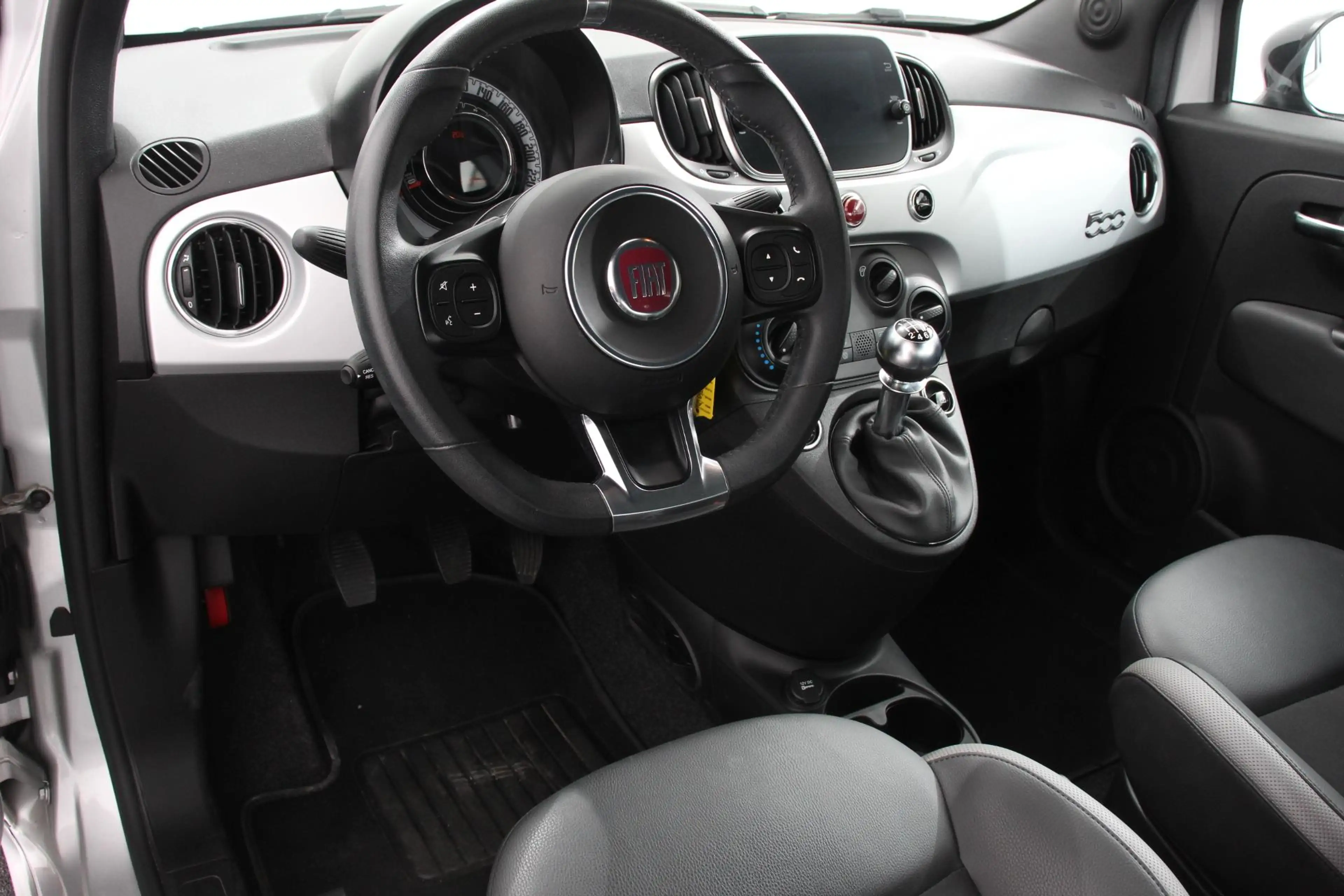 Fiat 500 1.0 69pk Hybrid Connect Navigatie Apple Carplay/An — photo 7